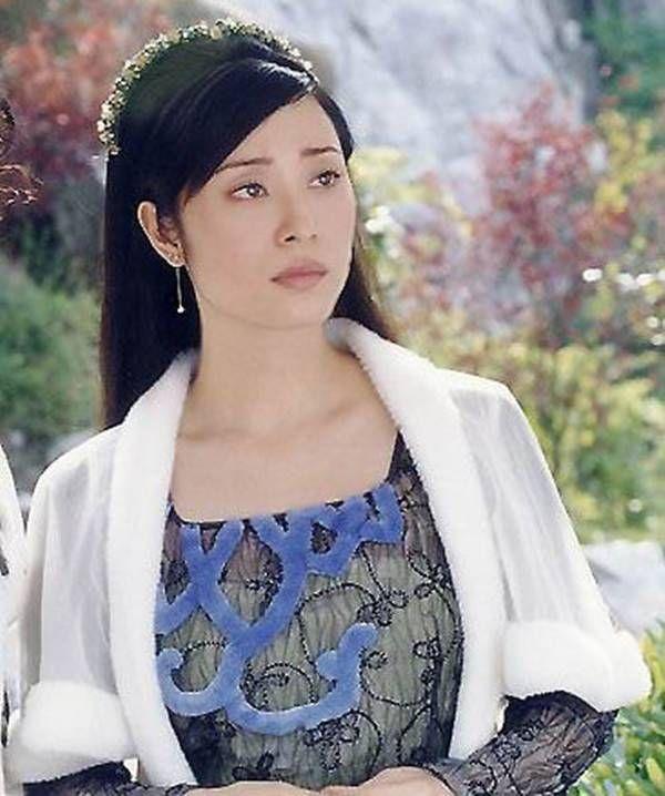 唐宁 大唐双龙传里演师妃暄 大唐双龙传里的宋玉致 水月洞天里的尹