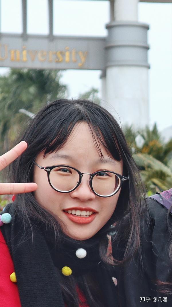 本人高度近视,戴眼镜的时间10年 ,由于生长发育,近视度数随身高一直