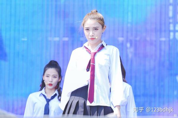 如何评价戴萌的颜值?