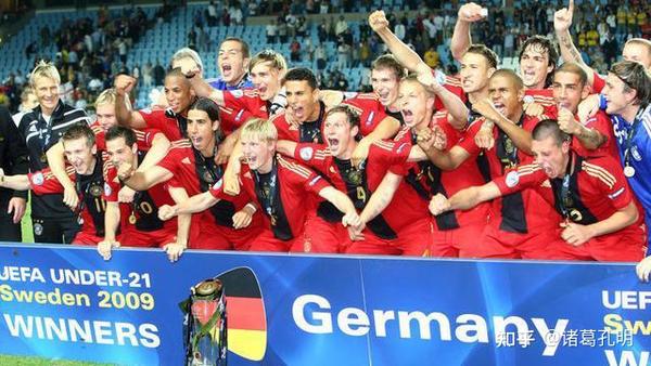 德国队大名单公布征战欧洲杯还是缺中锋
