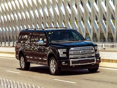 十分罕见的福特f150勇猛者能商务能越野80多万大玩具真够气派