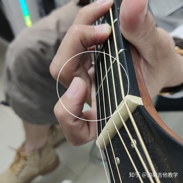 纠正好你的左手手型吧
