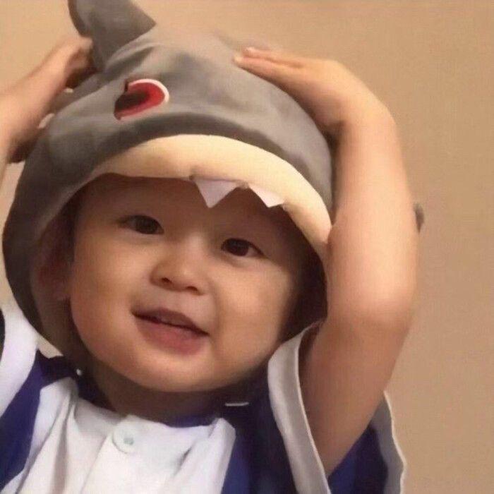 有哪些干净温柔的男孩子微信头像?
