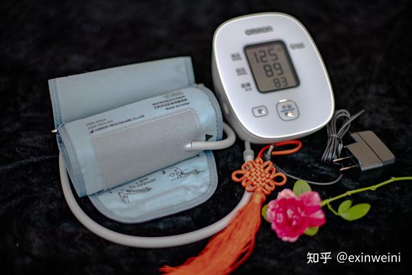 测评:欧姆龙血压计哪个型号好?欧姆龙电子血压计推荐