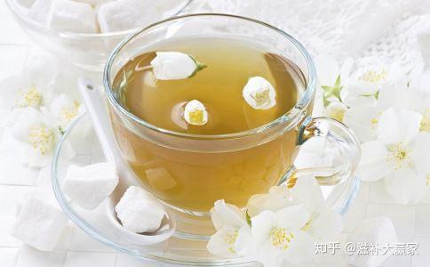食材:玉米须3克,桑叶5克开水冲泡代茶饮用图片