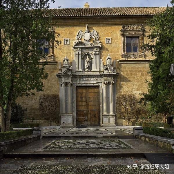 格拉纳达大学