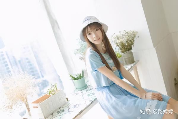 偷偷告诉你,男生这样去撩女生,她会忍不住