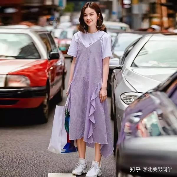皮肤暗黄穿什么颜色显白?亮色的衣服到底会提亮肤色还是衬的皮肤更黑?