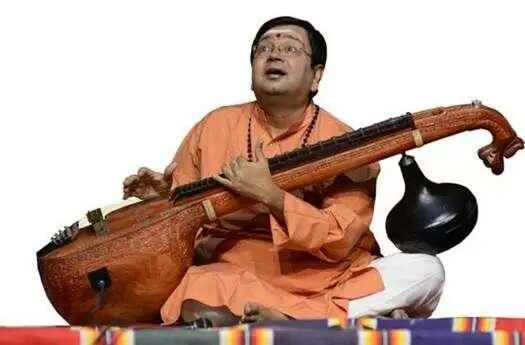 bansuri:印度竹笛,技巧性非常强的吹奏乐器,听起来有种别样的神秘感