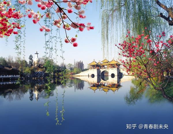 1,瘦西湖(最为推荐),来扬州一定要去瘦西湖,亭台楼阁什么的超级好看
