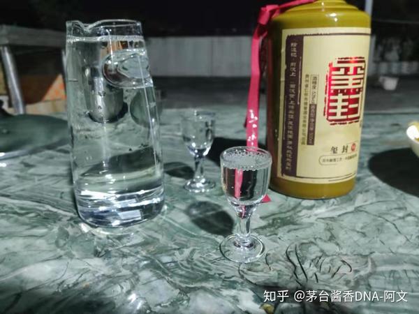 其实阿文就是o型血的,事实也是这样,只喝白酒,而且是 酱香型白酒