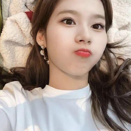 头像| twice sana凑崎纱夏合集