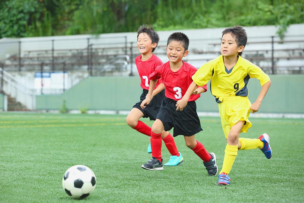 深圳王之者足球:孩子踢足球,父母才能理解的十件事