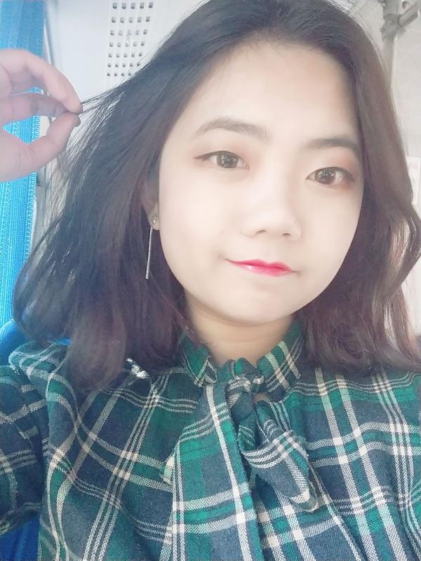 你身边有那些圆脸 单眼皮 塌鼻子的女孩长得很好看?