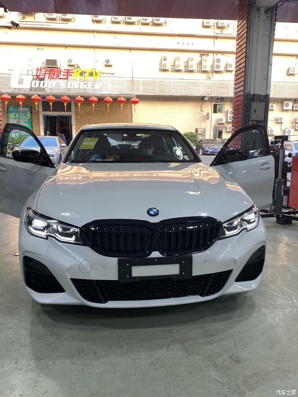 人生第一台宝马bmw325i耀夜版