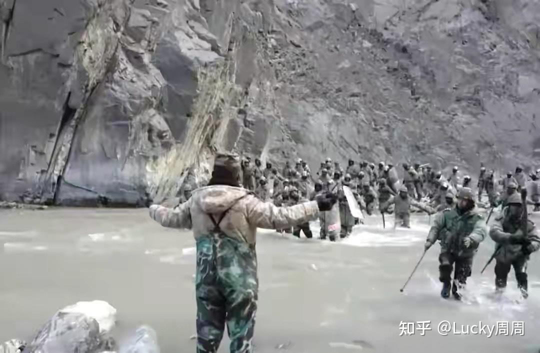 一个国家的胸怀!大量外军伤员落伍,中国军队优待俘虏!