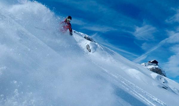 军都山滑雪场:有北京最难的高级道