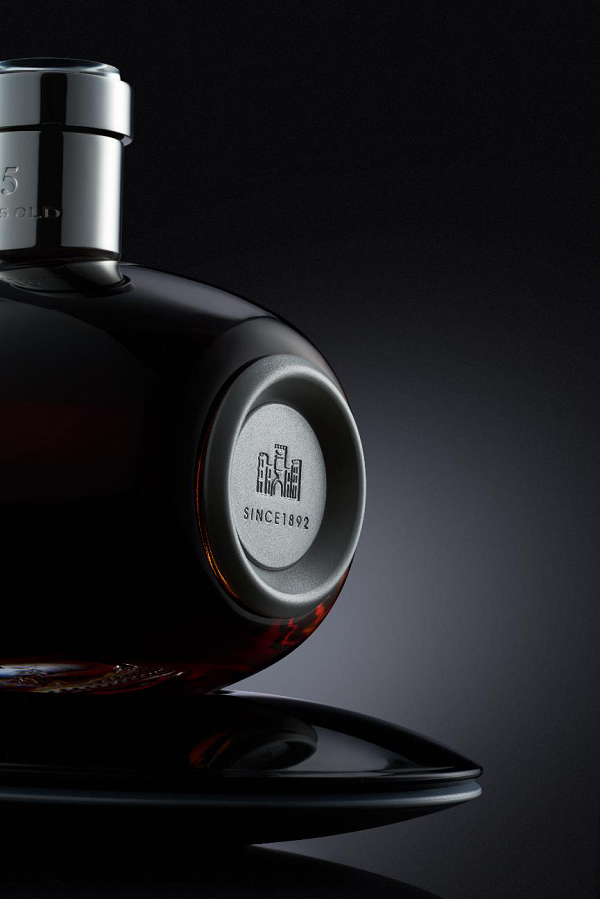可雅白兰地6年vsop,10年xo,15年xo均代表了高级别白兰地的品味与尊荣