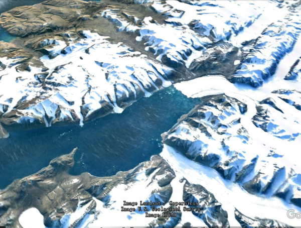 冰川地貌 ↑火山冰川 ↑ogive ↑浮冰 ↑角峰/刃脊 ↑u型谷 ↑冰斗