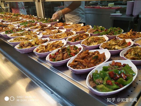 深圳大学听荔食堂