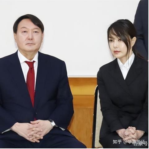 韩国新任第一夫人50了为什么还那么美少女感那么强韩