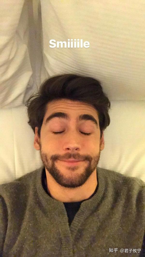 如何评价西班牙歌手alvaro soler?