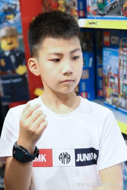 多多诺一康康都长大啦,变化惊人!学习也很棒!