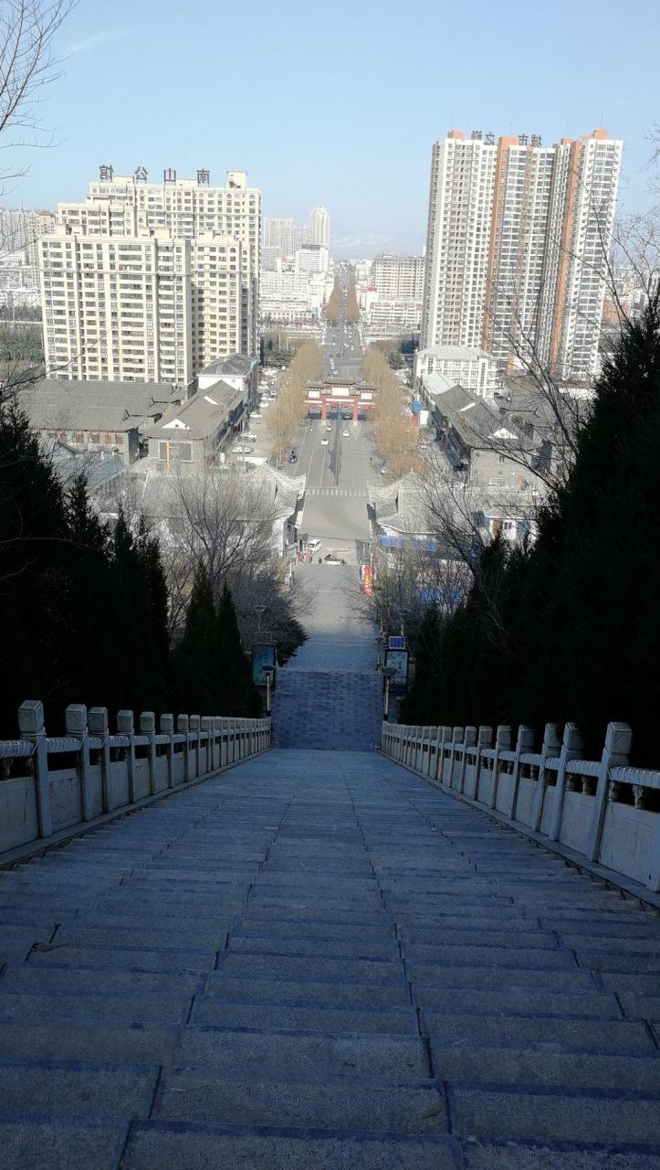 三
