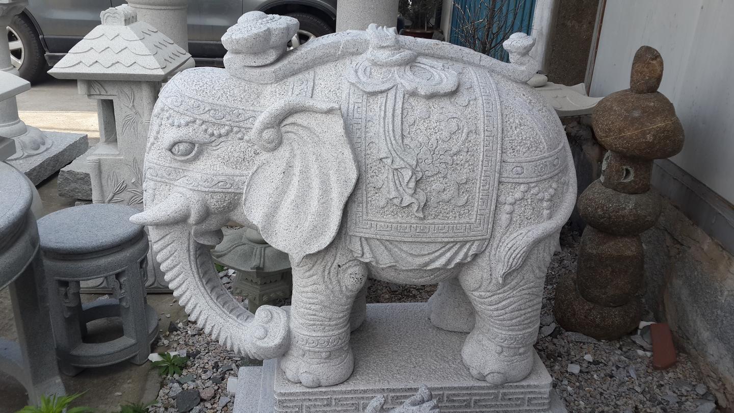 石雕大象造型中的吉祥寓意汇总