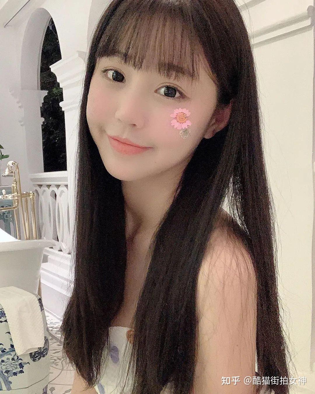 ins网红美女flower