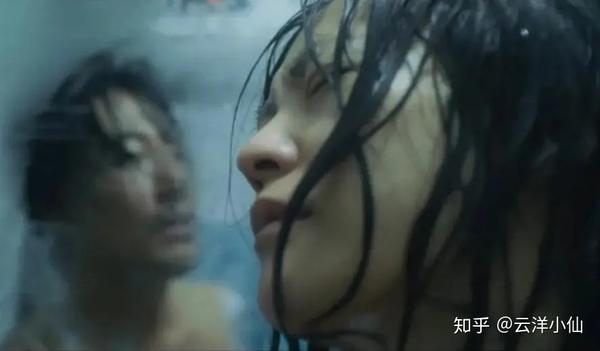 《春潮》:两个女人的极端对峙,一场暗流涌动的亲情困局