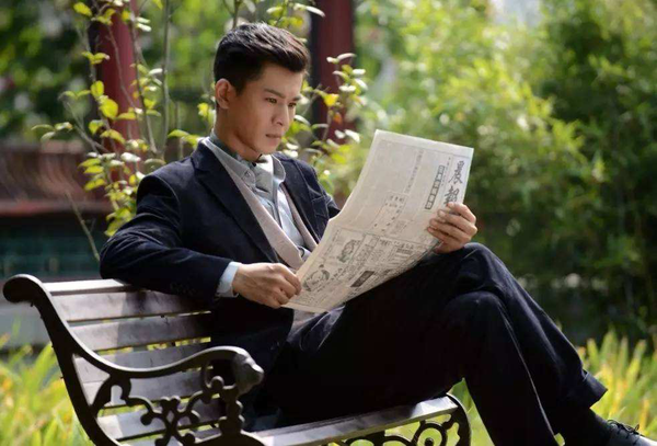 有哪些适合民国戏的男演员?
