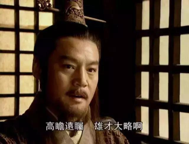 岳不群为什么成了伪君子