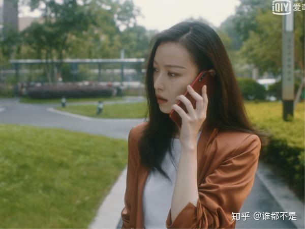 电视剧《流金岁月》里倪妮那么会穿的秘诀是什么
