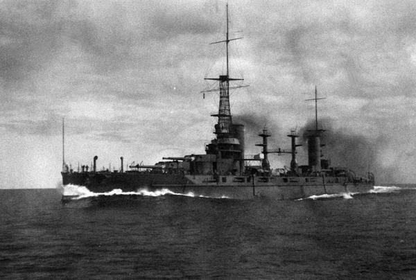 潘帕斯的海上短刃阿根廷海军五月二十五日级重巡洋舰