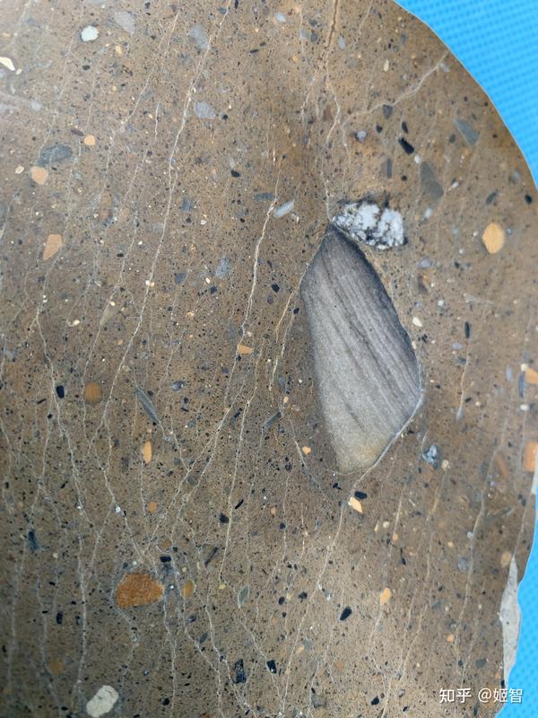 月球陨石极其稀有的富克里普岩kreep