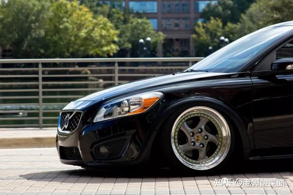 《红与黑》—volvo c30改装赏析