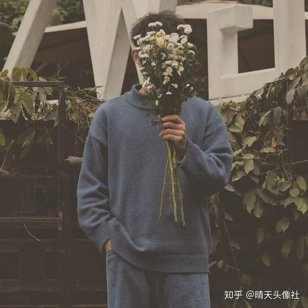 文艺男生头像,刚好遇见的人比你用心去爱的人更好