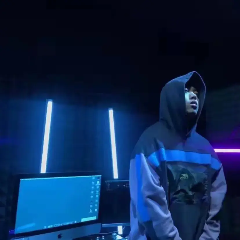 欧美00后rapper,女rapper私下什么意思 这位入围去年新说唱正赛的00后海归rapper,用一张专辑