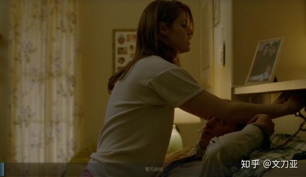 亚历珊德拉·达达里奥,真想探究美貌与身材如何完美融合
