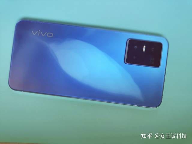 一亿像素的旗舰机vivos10pro让定位更精准