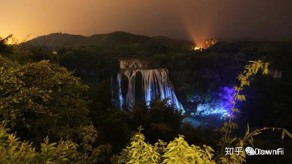 黄果树大瀑布夜景