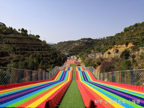 梅州五华新丰寨旅游景区越来越漂亮了,网红滑滑梯,走一波试试看