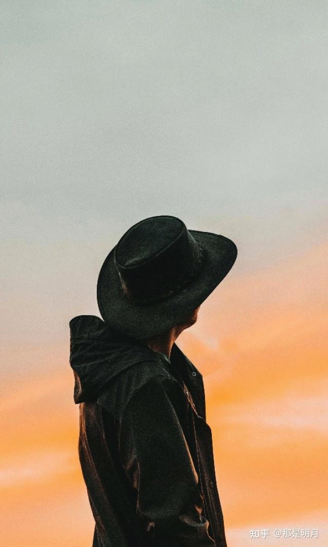 有没有那种看起来舒服又显成熟男生用的壁纸锁屏?