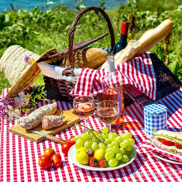 法语「野餐」怎么写?不是picnic哦