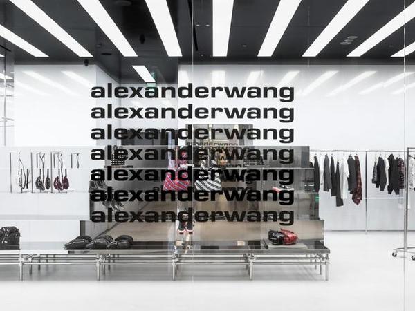 alexanderwang标志图,亚历山大王logo辨别 alexanderwang「我从不把自己定位在只能设计奢华高端