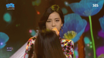 有哪些舞台表情特别棒的idol?