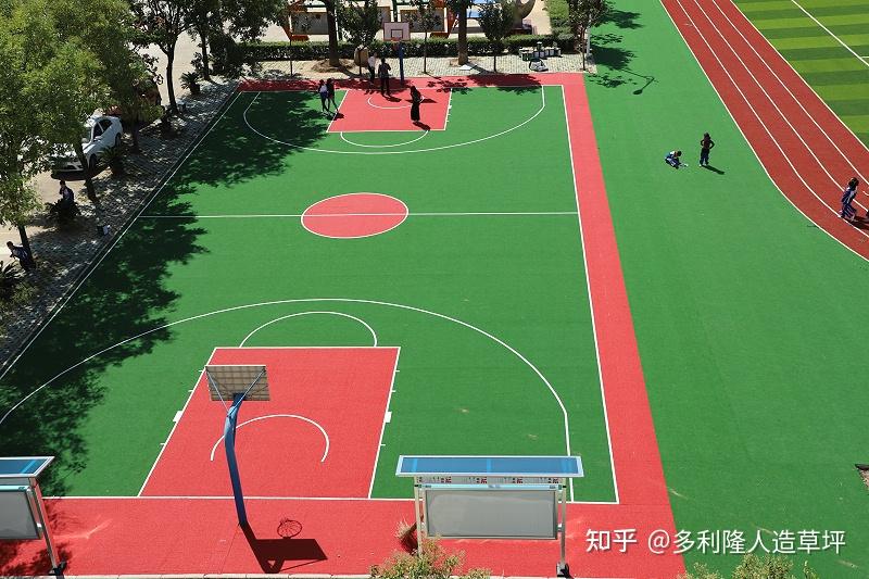地弹坪人造草坪篮球场