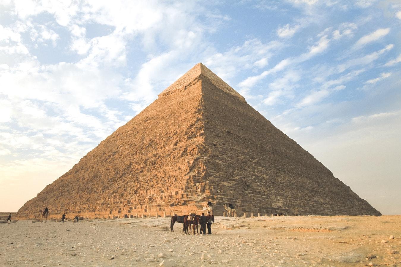 建筑分享从古埃及金字塔中读懂三角形在建筑设计中的力学美
