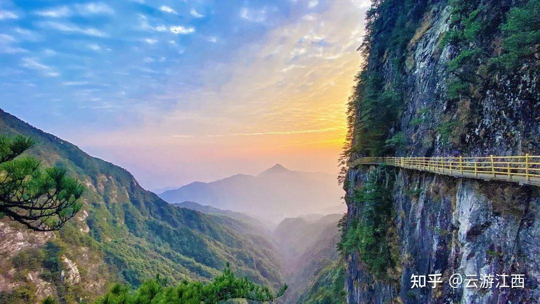 明月山景区微信搜索【云游江西】公众号,了解更多江西旅游咨询